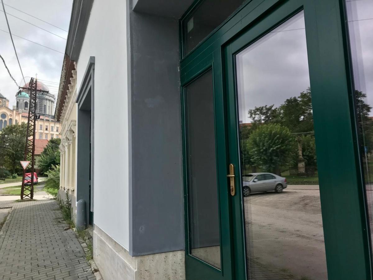 Medusa House Apartment Esztergom Ngoại thất bức ảnh